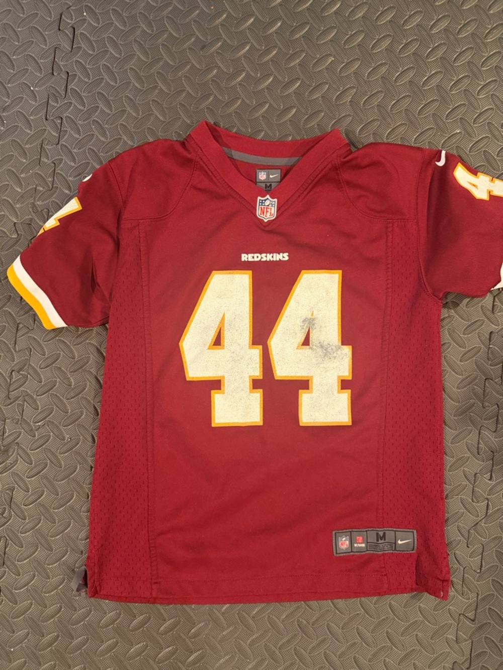 Redskins Riggins jersey- size medium